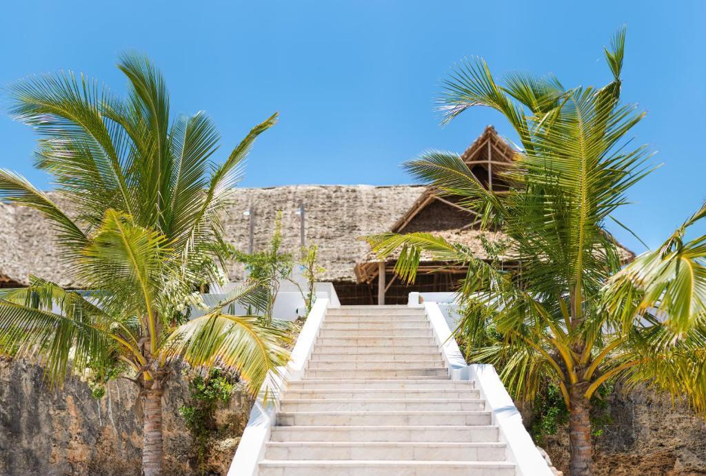 Konokono Beach Resort And Isaraya Luxury Overwater Villas Michamvi Kae Exterior photo